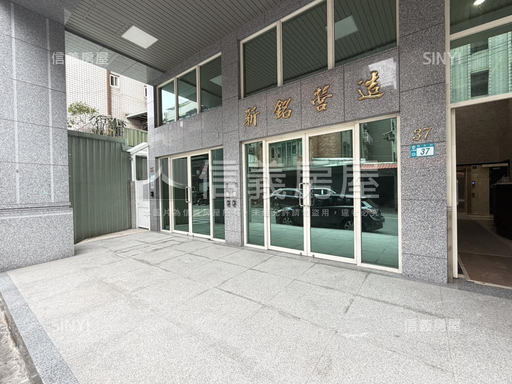 近環球三房車位房屋室內格局與周邊環境