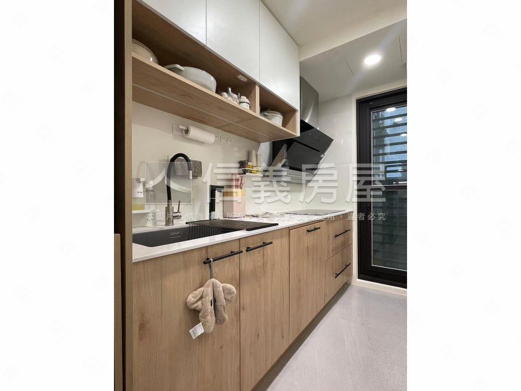 天慕２·質感成家三房平車房屋室內格局與周邊環境