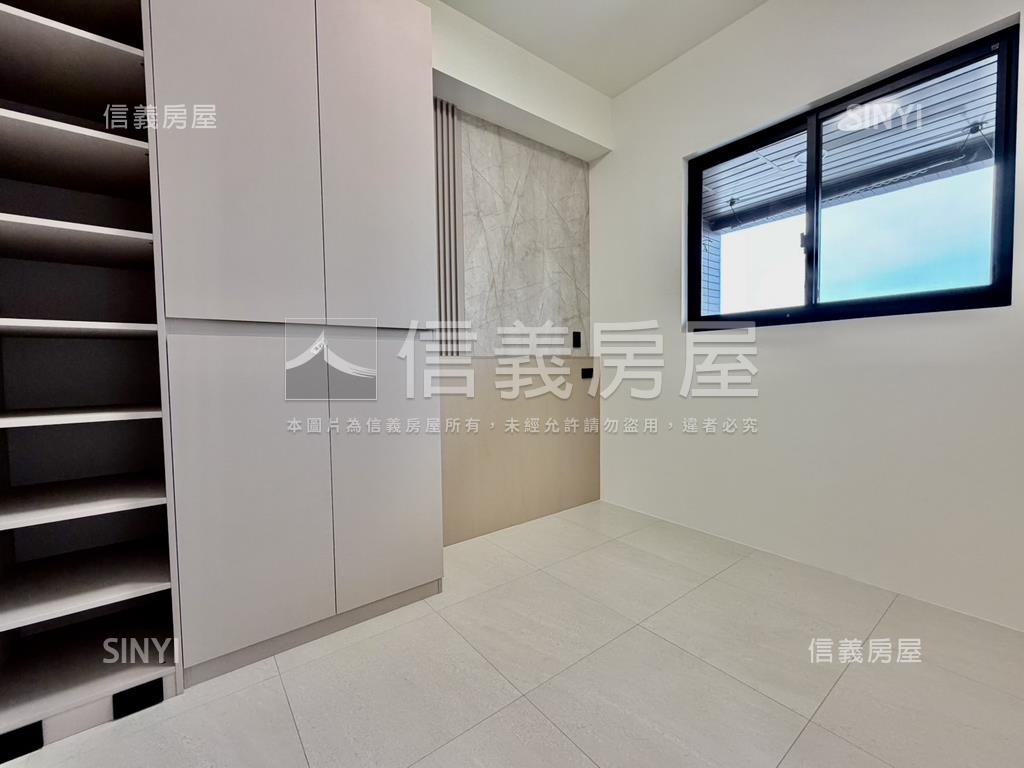 板橋車站景觀裝潢２房車位房屋室內格局與周邊環境