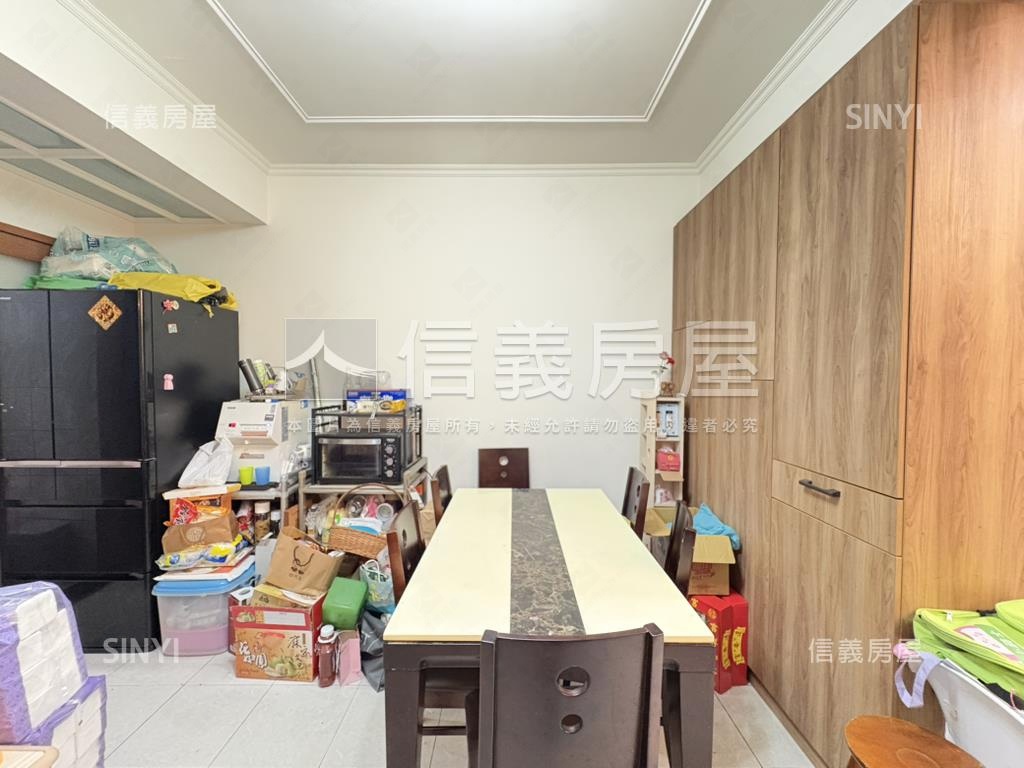 博愛學區坐北朝南一樓房屋室內格局與周邊環境