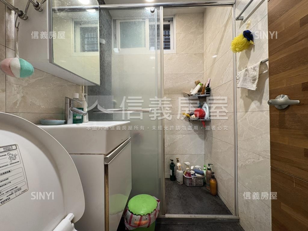博愛學區坐北朝南一樓房屋室內格局與周邊環境