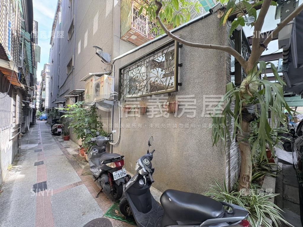 博愛學區坐北朝南一樓房屋室內格局與周邊環境