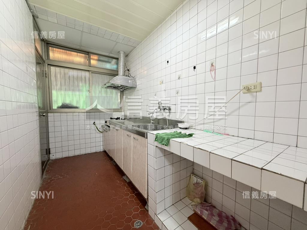 興隆公園邊間雅寓房屋室內格局與周邊環境