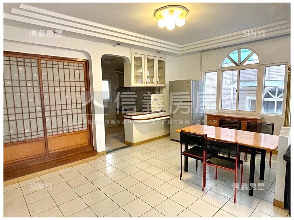 伯五代前段優質上疊房屋室內格局與周邊環境