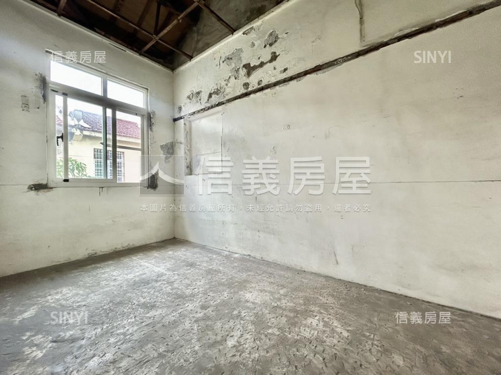 東區邊間潛力老厝房屋室內格局與周邊環境