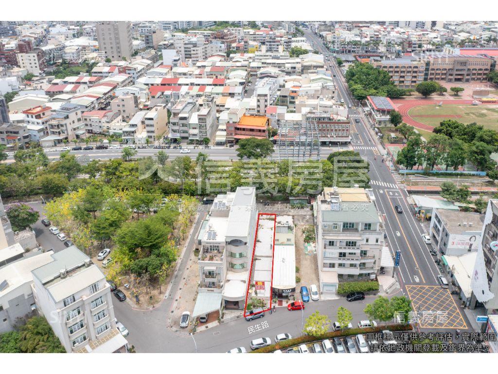 新營前後臨路公園旁美地房屋室內格局與周邊環境