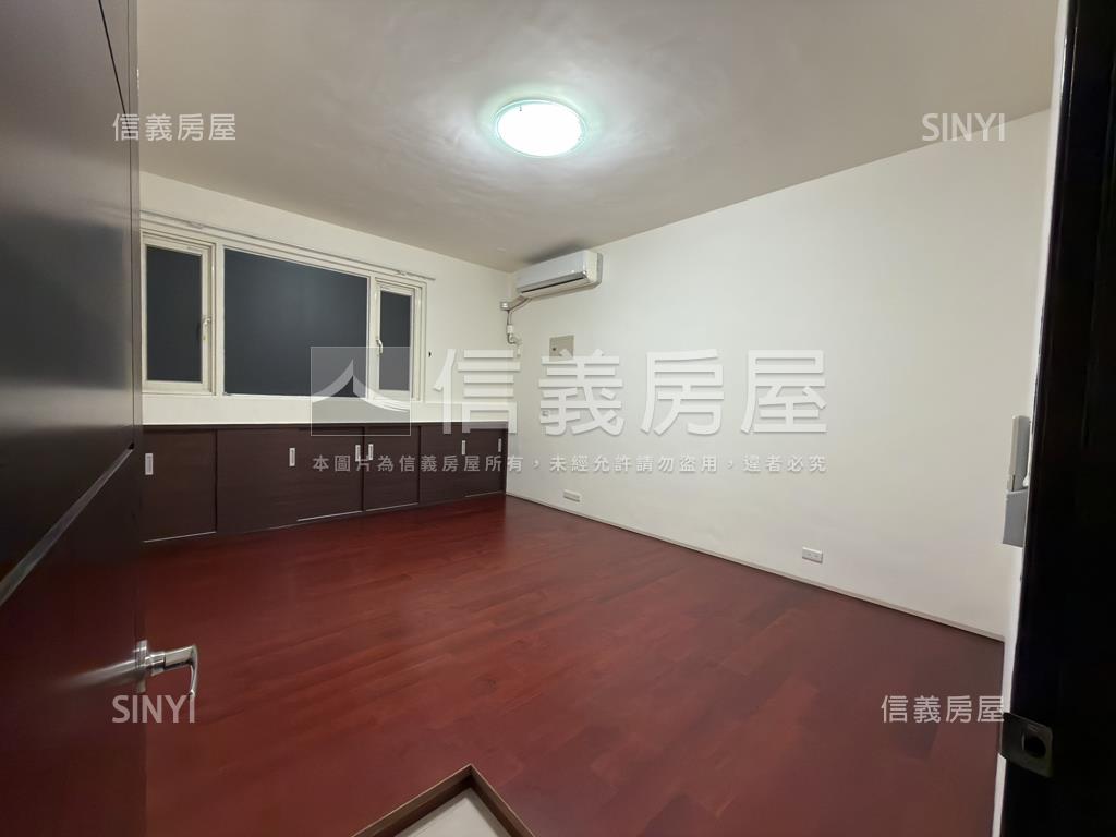 金竹路漂亮亮透天房屋室內格局與周邊環境