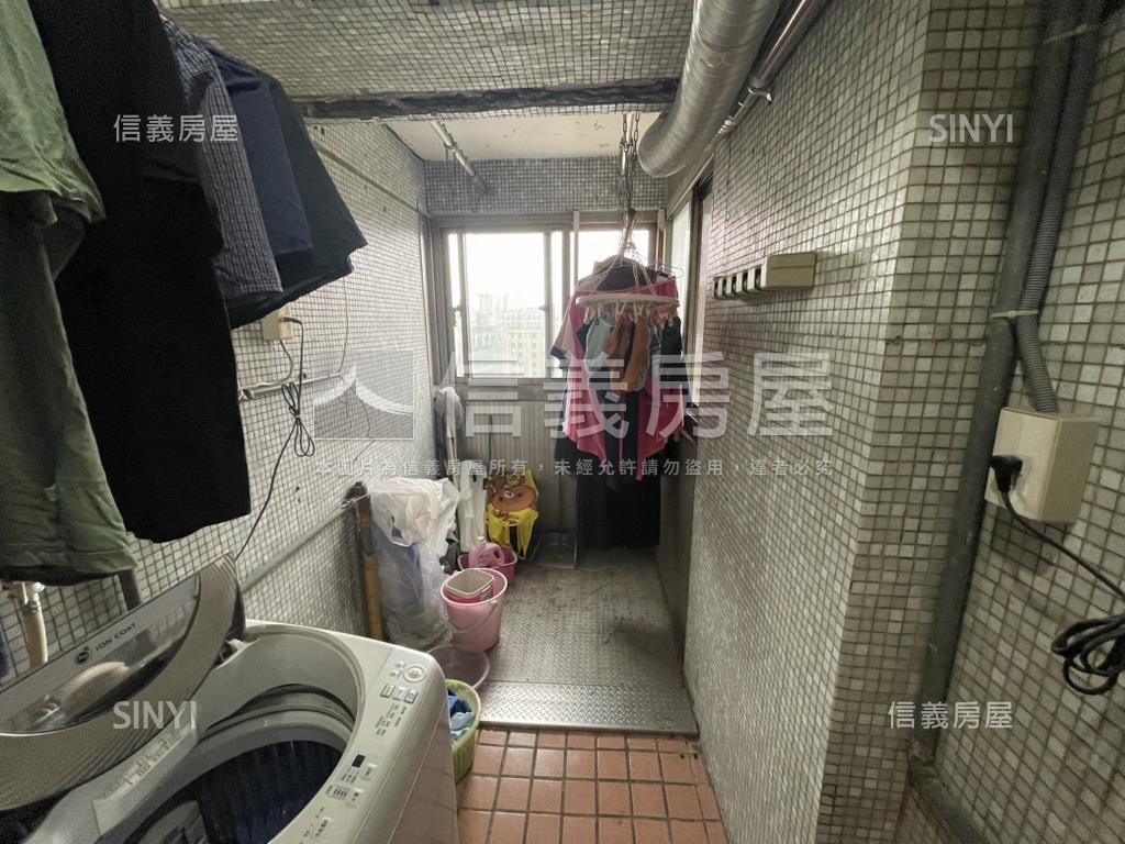 可看屋－基河裝潢電梯美屋房屋室內格局與周邊環境