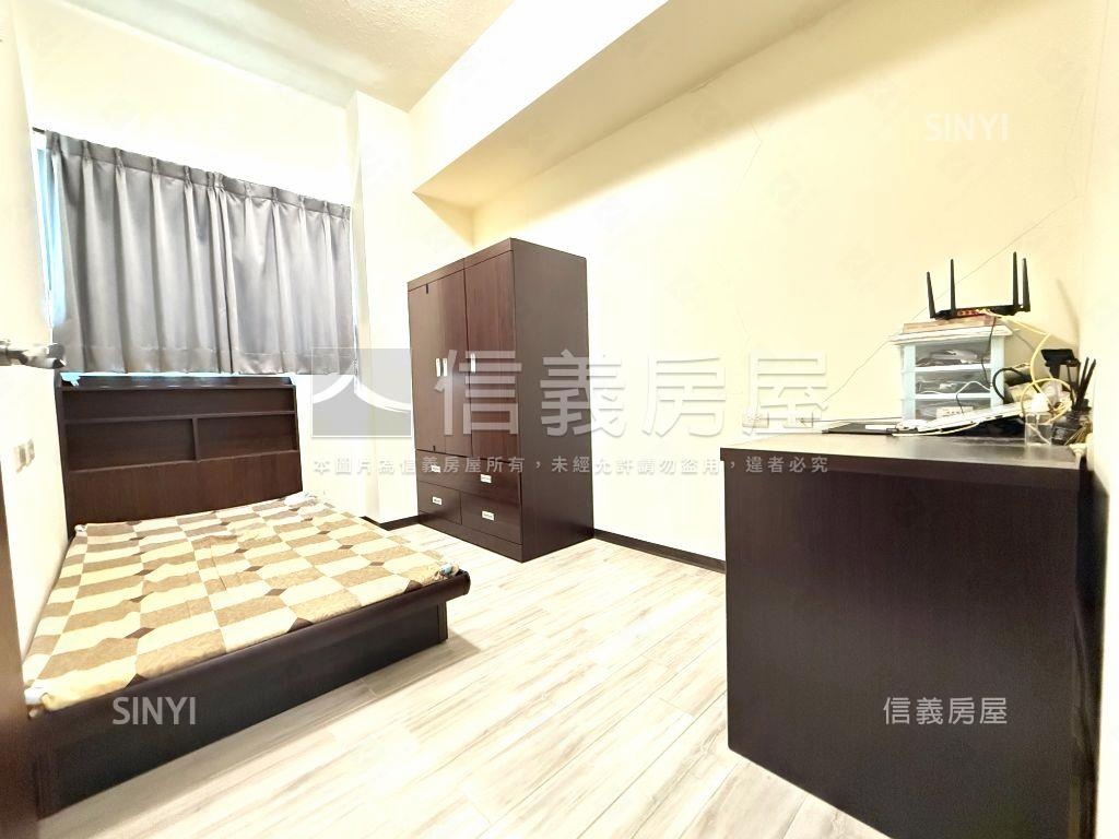 峰時代｜輕齡簡約３房平車房屋室內格局與周邊環境