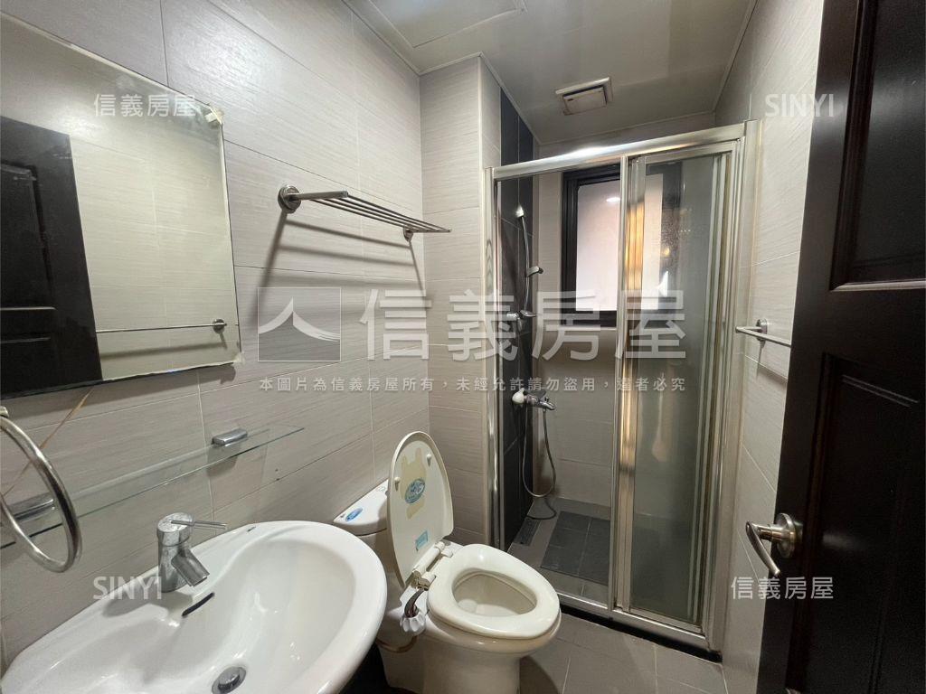 美裝潢藏悅四改三房車位房屋室內格局與周邊環境