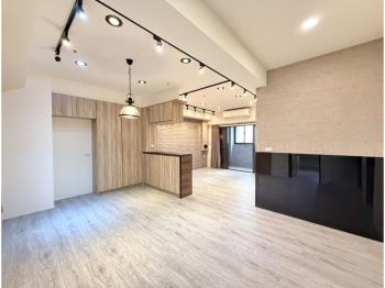 美裝潢藏悅四改三房車位