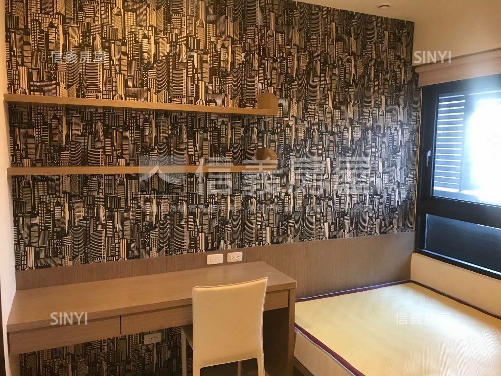 輕屋齡高樓景觀四房平車房屋室內格局與周邊環境