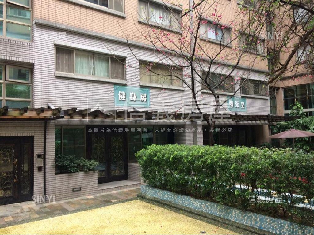 東方帝寶大３房房屋室內格局與周邊環境