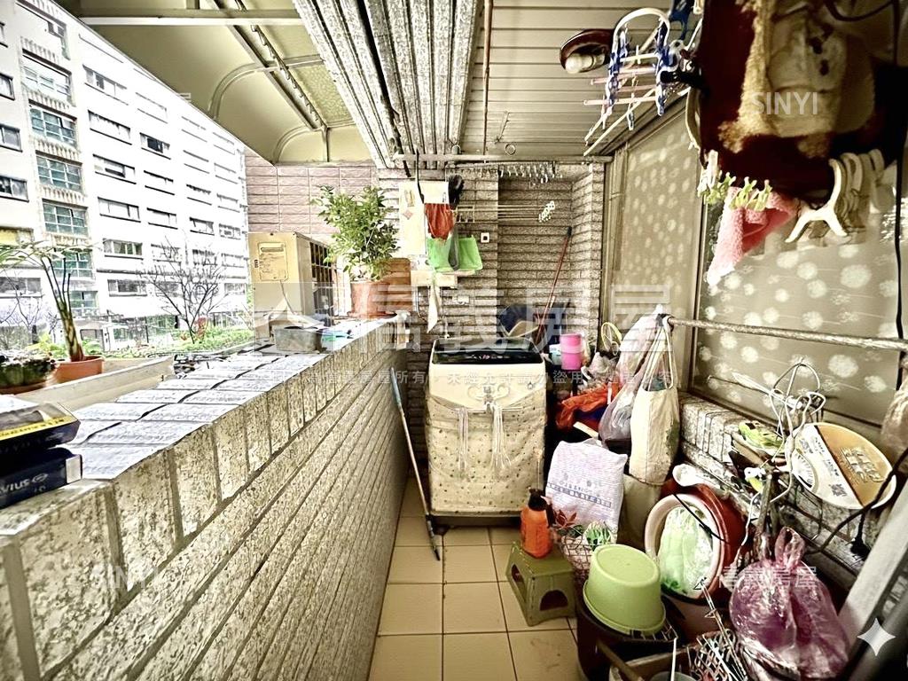 東方帝寶大３房房屋室內格局與周邊環境
