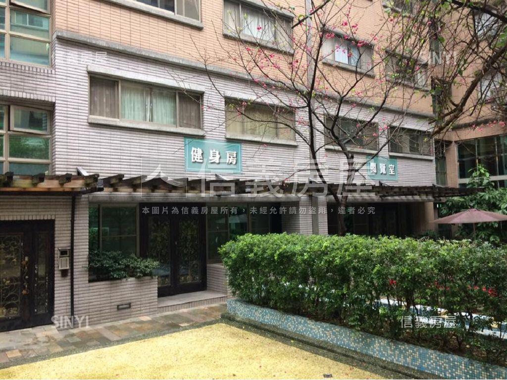 東方帝寶大３房房屋室內格局與周邊環境