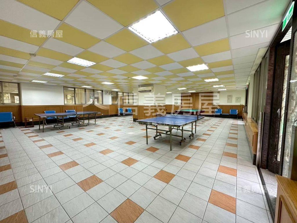 東方帝寶大３房房屋室內格局與周邊環境