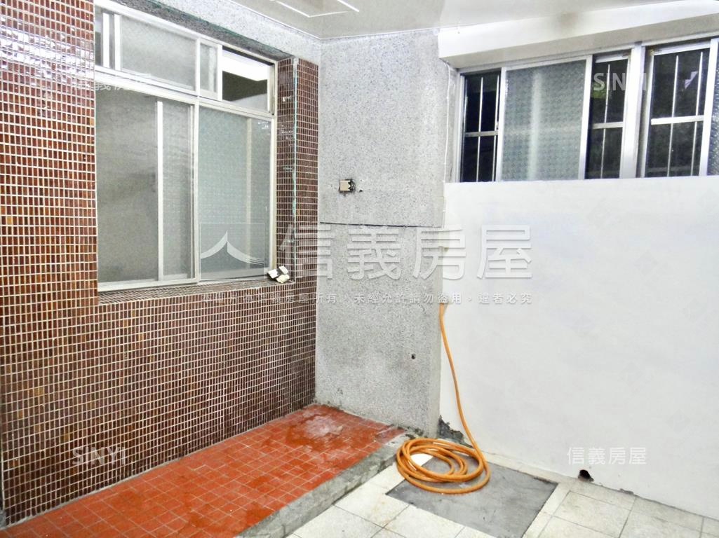 近未來Ｙ３９站低總價一樓房屋室內格局與周邊環境