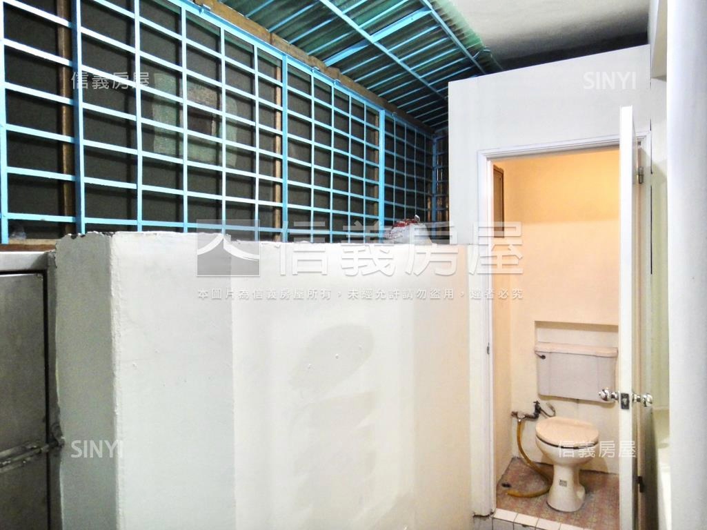 近未來Ｙ３９站低總價一樓房屋室內格局與周邊環境