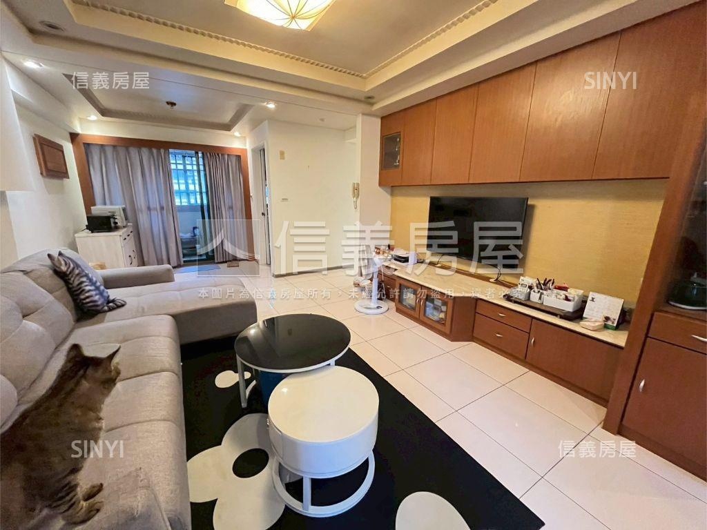 新接案陽光綠郡三房附車位房屋室內格局與周邊環境