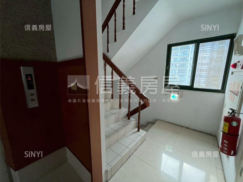 新接案陽光綠郡三房附車位房屋室內格局與周邊環境