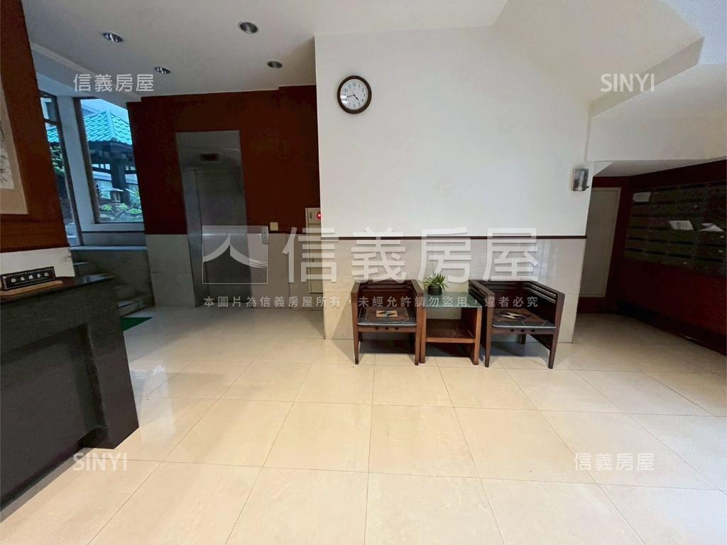 新接案陽光綠郡三房附車位房屋室內格局與周邊環境