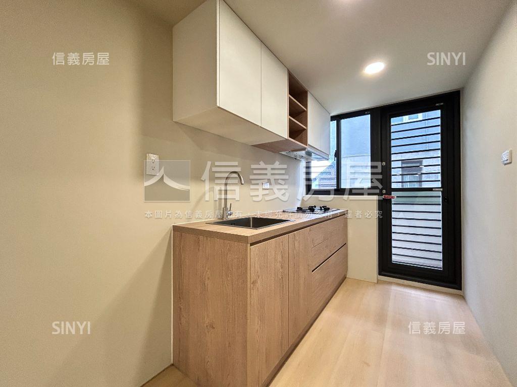 民族雅緻公寓二樓房屋室內格局與周邊環境