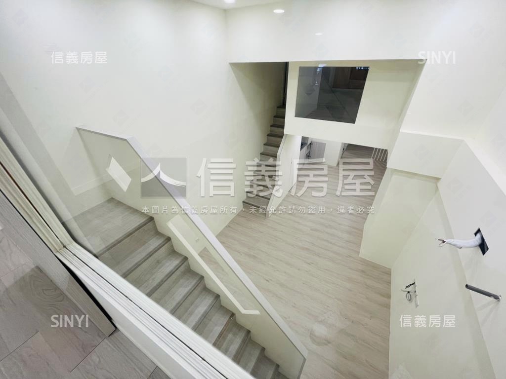 永安捷運挑高空間房屋室內格局與周邊環境