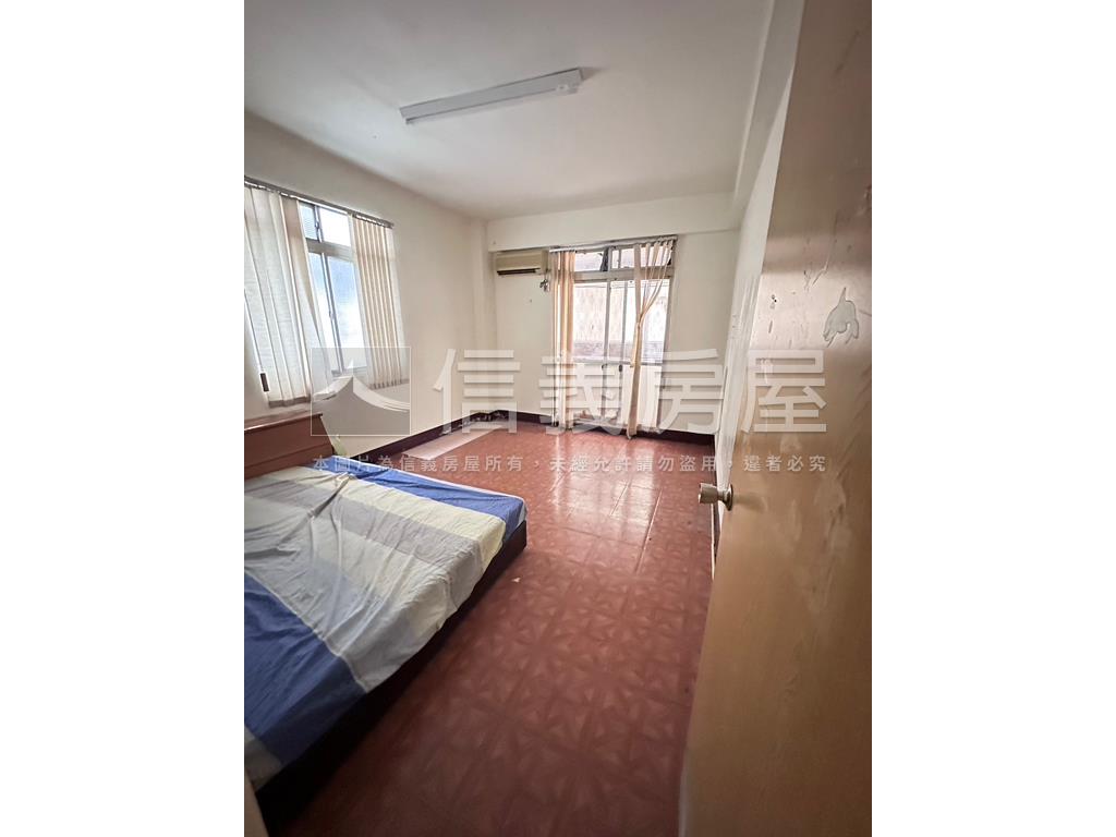 Ｇ７捷運站旁二樓公寓房屋室內格局與周邊環境