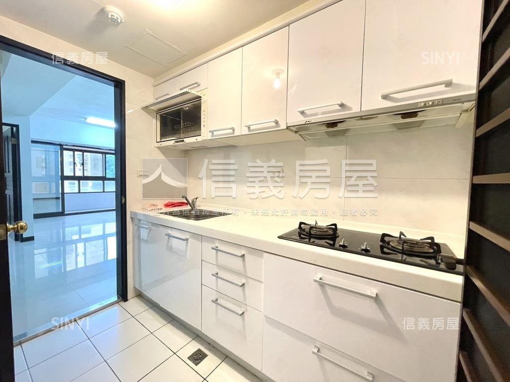 美麗國成家美２房房屋室內格局與周邊環境