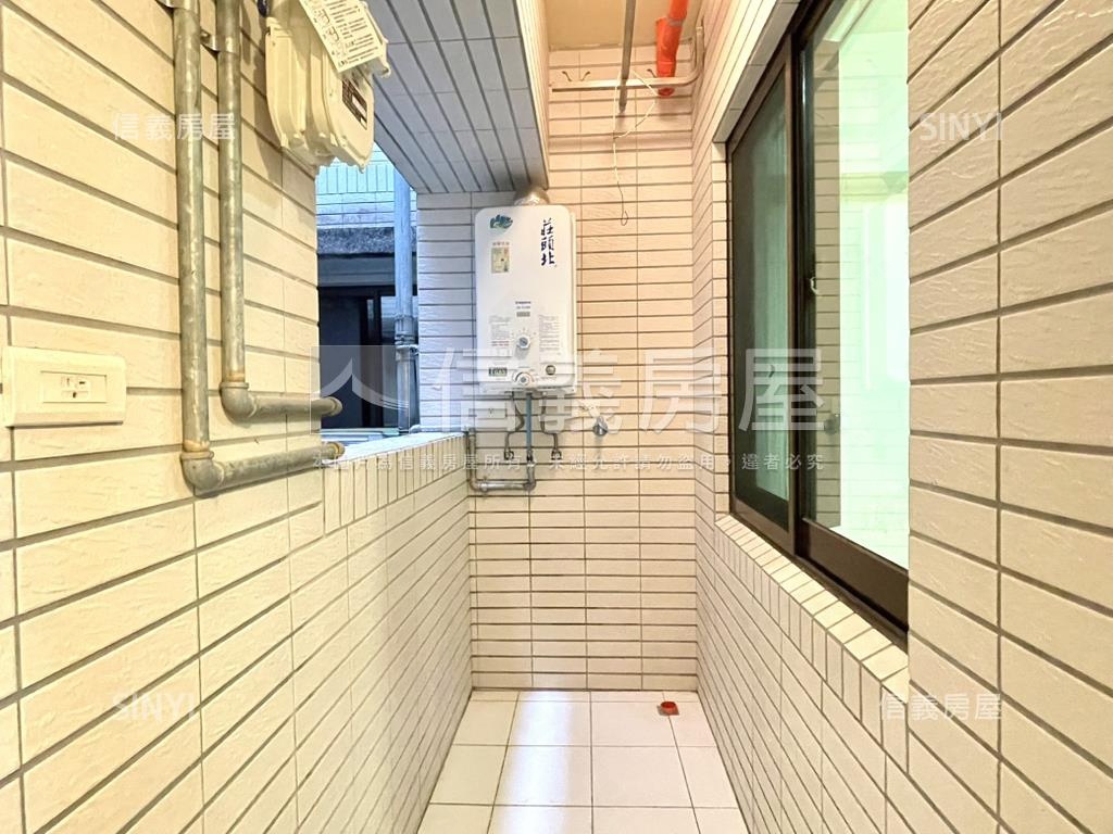 美麗國成家美２房房屋室內格局與周邊環境