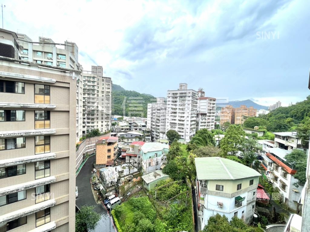美麗國成家美２房房屋室內格局與周邊環境