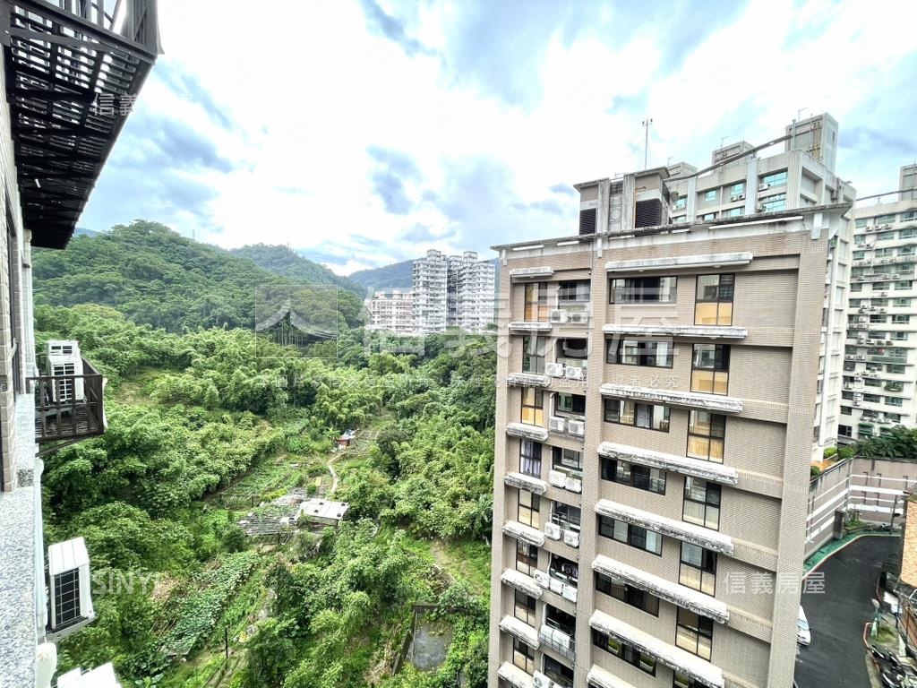 美麗國成家美２房房屋室內格局與周邊環境
