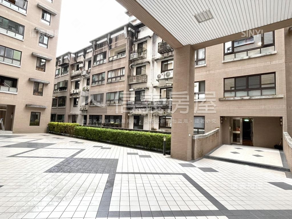 美麗國成家美２房房屋室內格局與周邊環境
