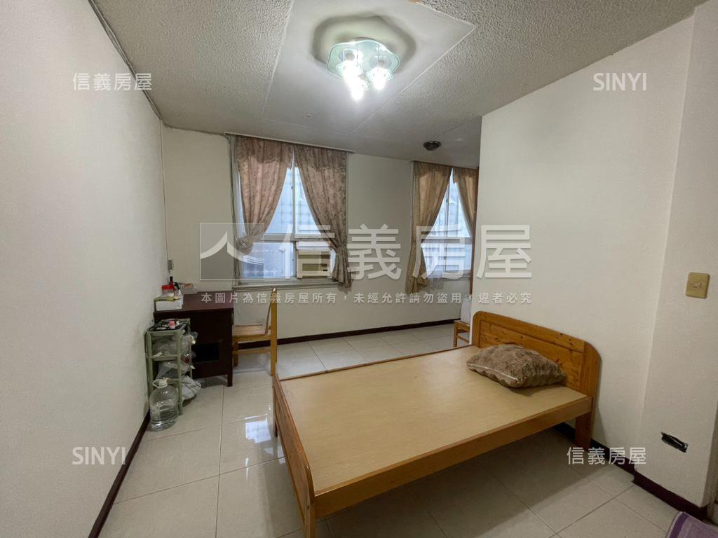 正民權路百坪商業店面房屋室內格局與周邊環境