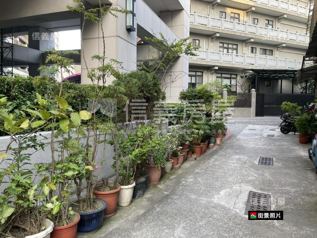 正民權路百坪商業店面房屋室內格局與周邊環境