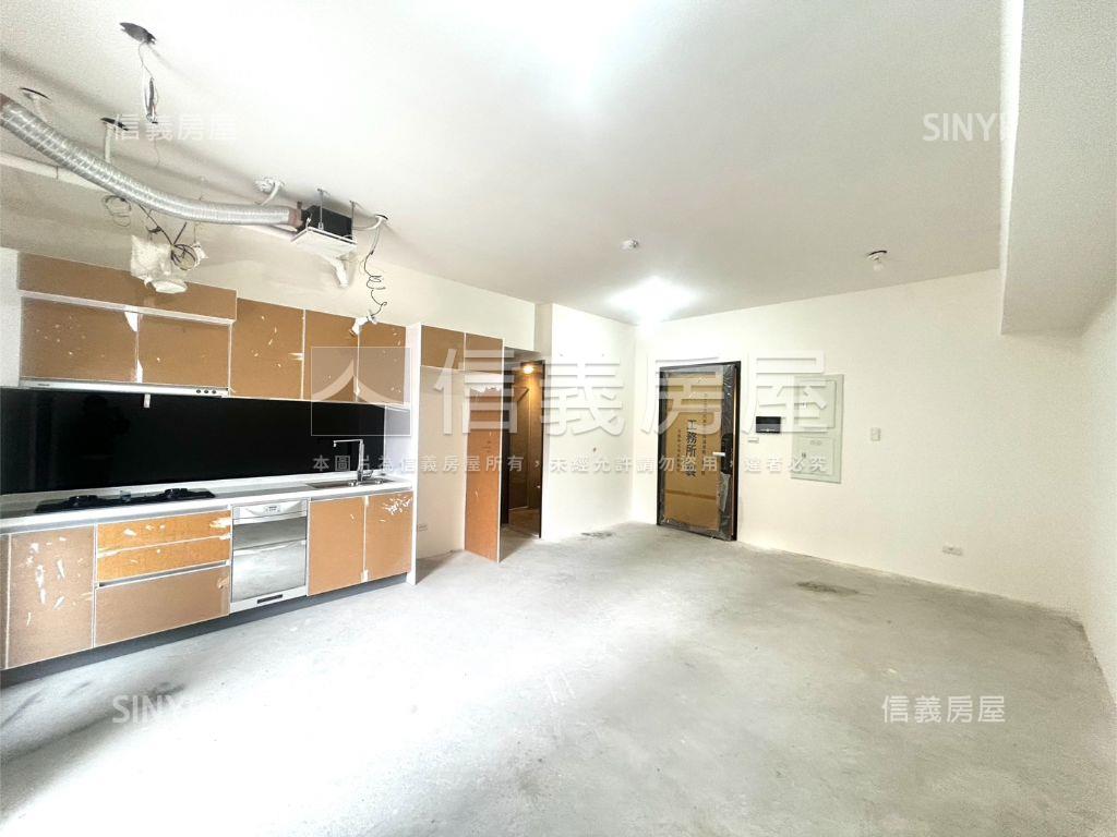 鵬躍序面中庭露臺房屋室內格局與周邊環境