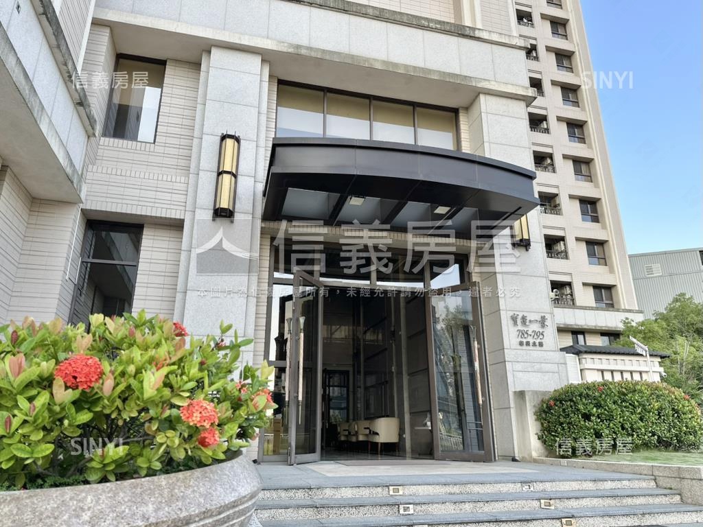 近１３期寶運三房雙車位宅房屋室內格局與周邊環境