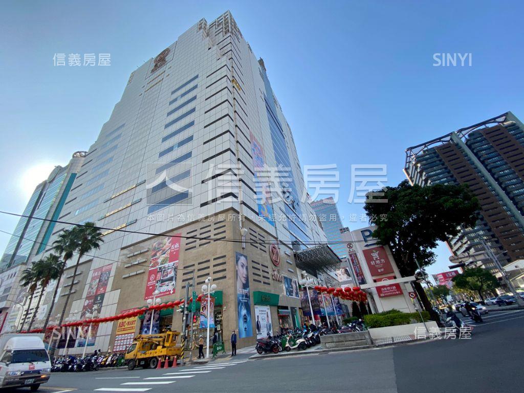 科博植物園店面＋坡平車位房屋室內格局與周邊環境