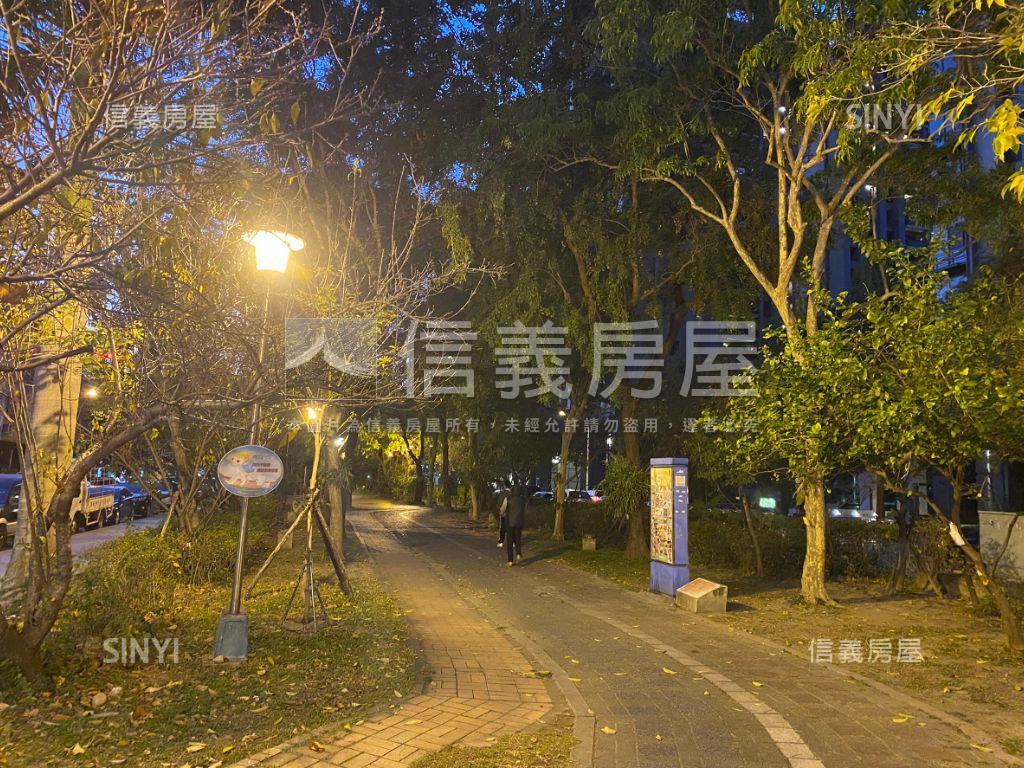 科博植物園店面＋坡平車位房屋室內格局與周邊環境