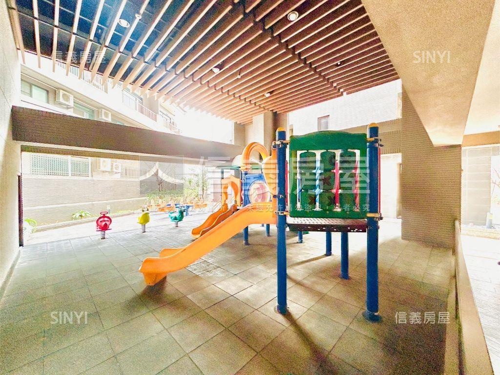 飛夢特區．兩房平車房屋室內格局與周邊環境