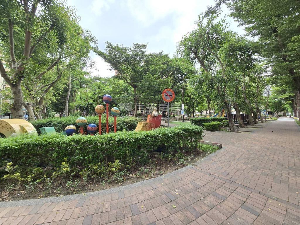 黃城公園大莊家優質屋房屋室內格局與周邊環境