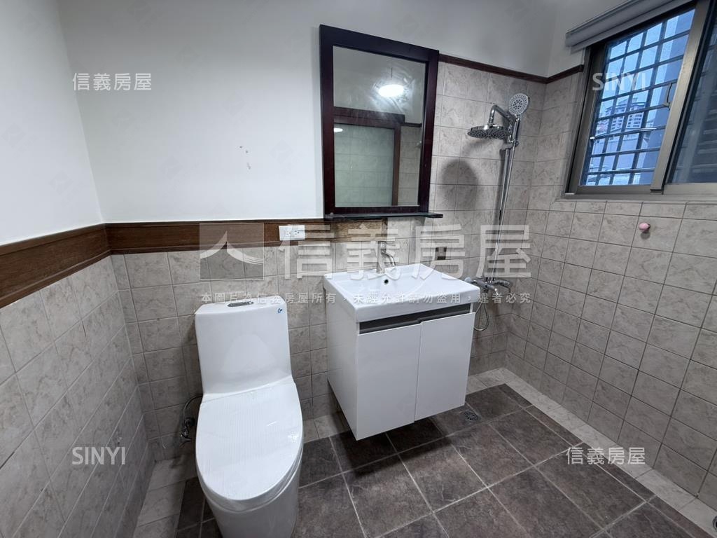 未來捷運☆和風透天房屋室內格局與周邊環境