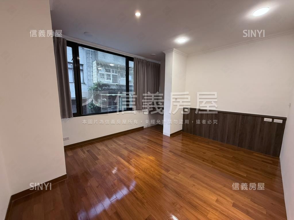 未來捷運☆和風透天房屋室內格局與周邊環境