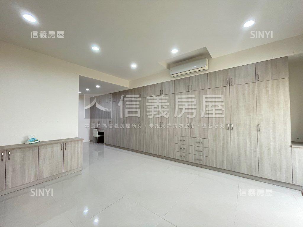 商６０旁安西角窗雙車墅房屋室內格局與周邊環境