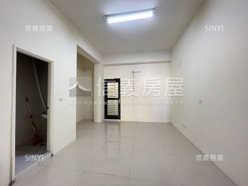 商６０旁安西角窗雙車墅房屋室內格局與周邊環境