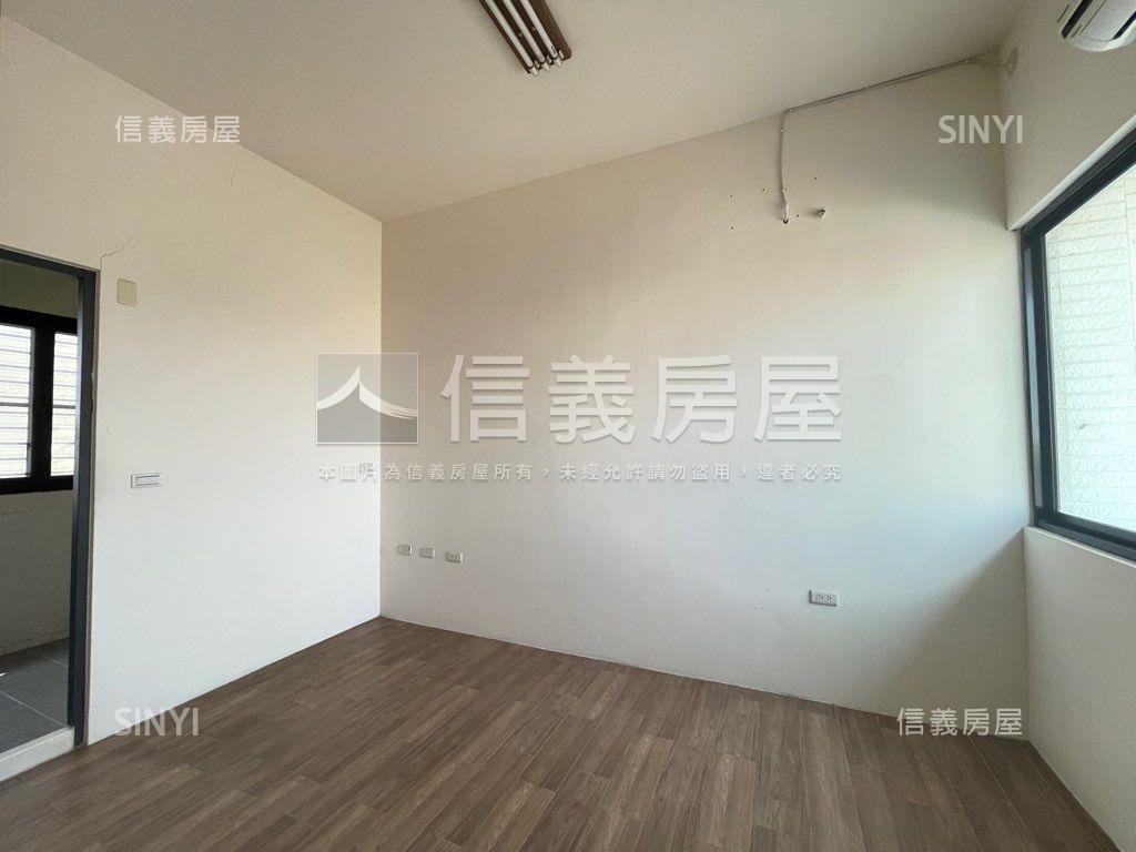 商６０旁安西角窗雙車墅房屋室內格局與周邊環境