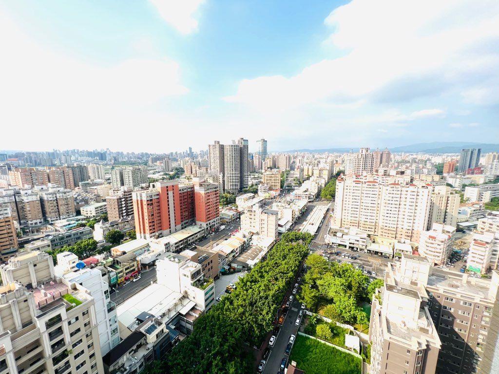 Ｍ３園道旁高樓帝王視野戶房屋室內格局與周邊環境