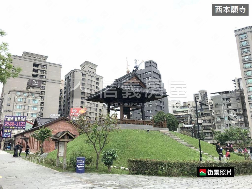 大西門捷運總督賞３房車位房屋室內格局與周邊環境