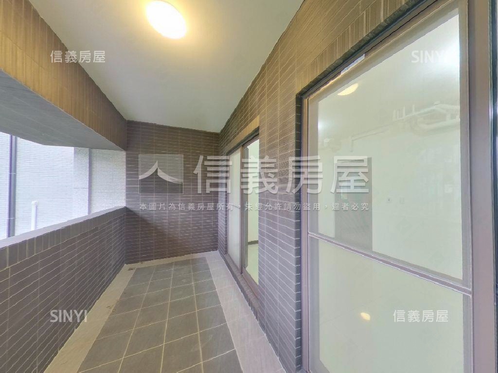 亞果大空間一樓稀有釋出房屋室內格局與周邊環境