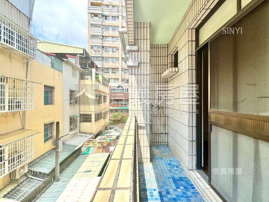 近文藻舒適美巷透房屋室內格局與周邊環境
